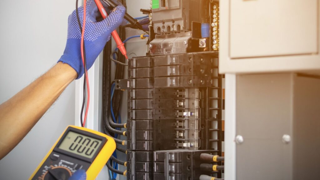 Gebäudedienst in der Nähe – Hausmeisterservice, Elektrotechnik & Objektbetreuung in Calw, Freudenstadt, Horb und Rottweil